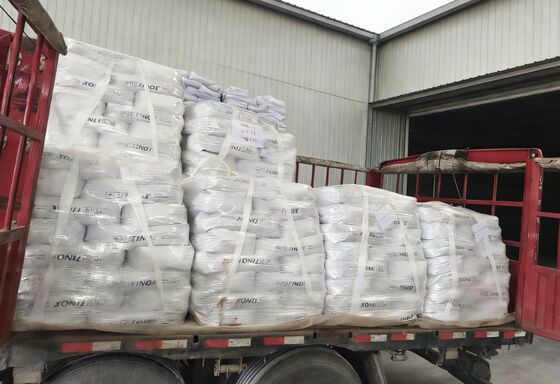 Pigment hybride de dioxyde de titane TINOX TPW-714 avec ≥74% de TiO2, ≥95,0 de luminosité L*, et 4,4 de nuance bleue Scx pour peintures et revêtements